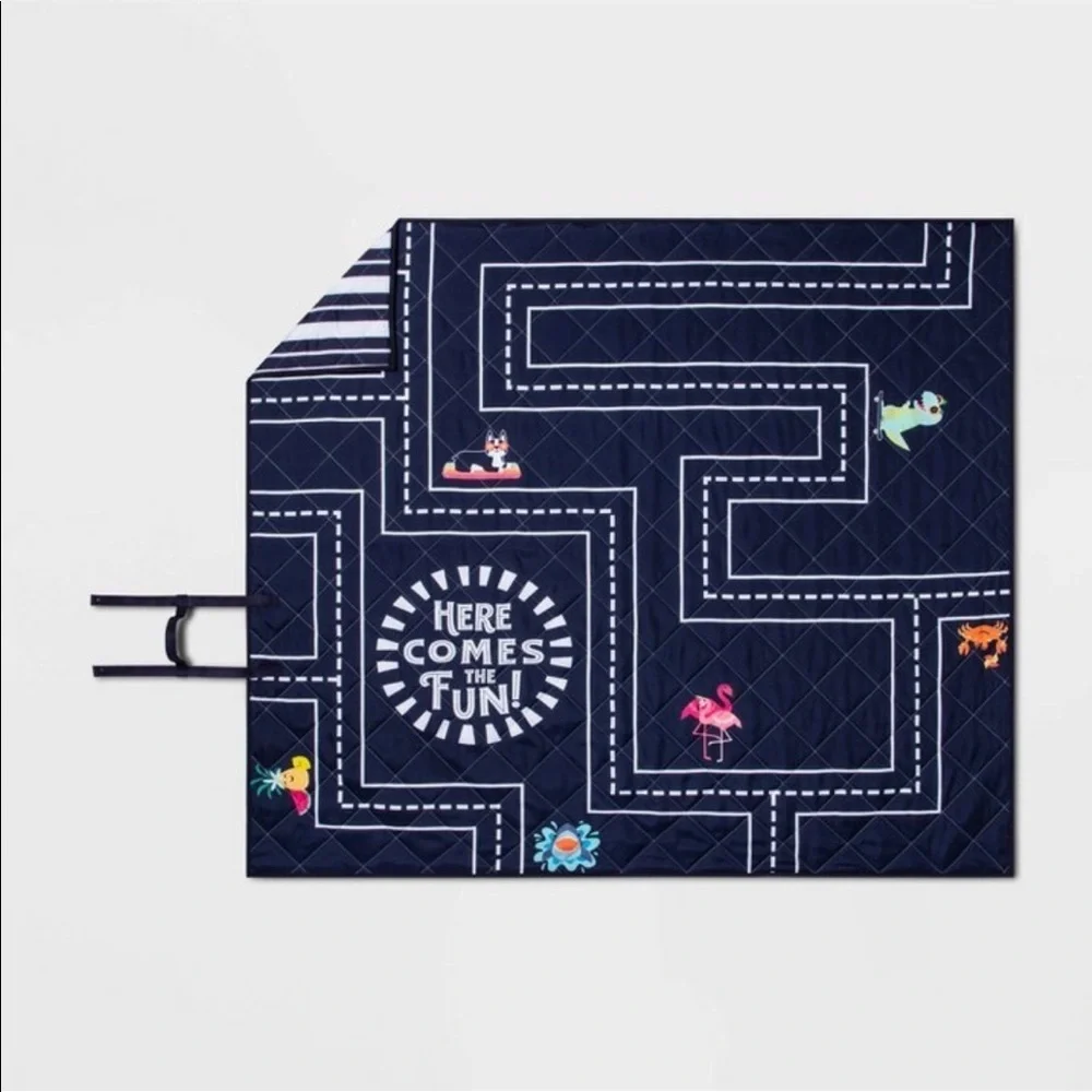 NWT sun squad printed picnic blanket race car theme 2-4 people 72”x60”